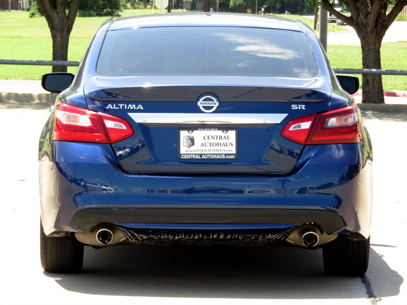 Vehicle image 6 of 35