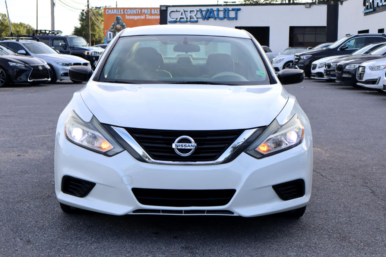 2016 Nissan Altima 2.5 S Image 2 of 25