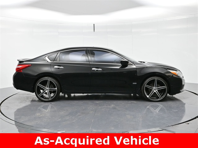2016 Nissan Altima 2.5 S Image 10 of 28