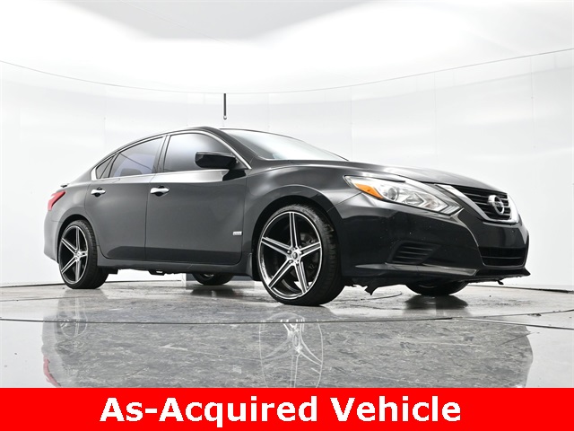 2016 Nissan Altima 2.5 S Image 8 of 28