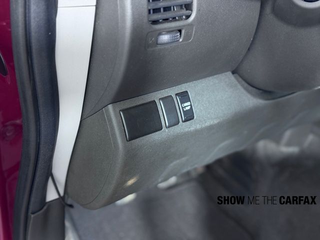Vehicle image 24 of 37