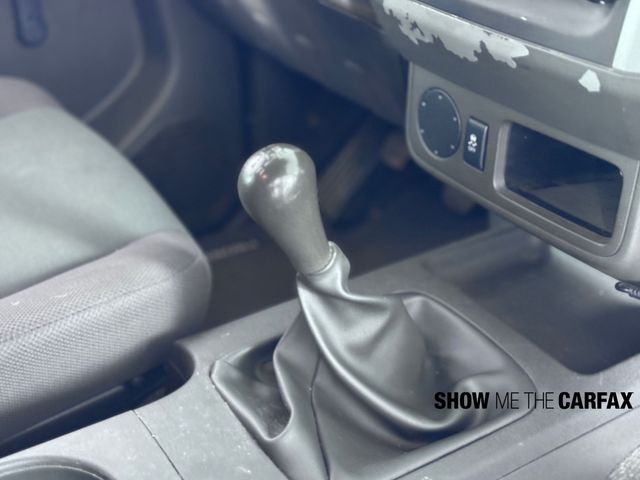 Vehicle image 17 of 37