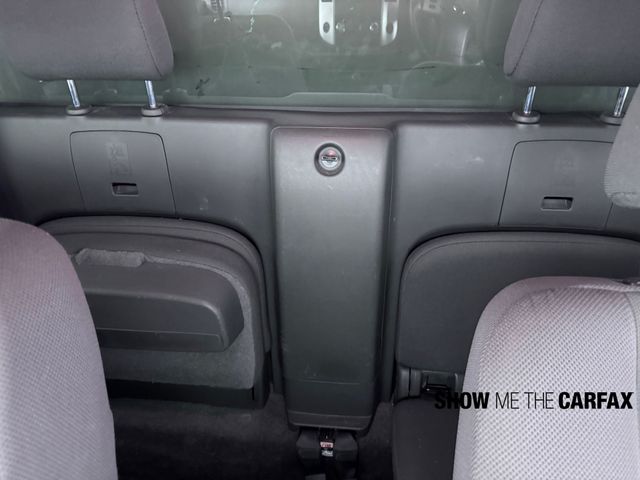 Vehicle image 26 of 37