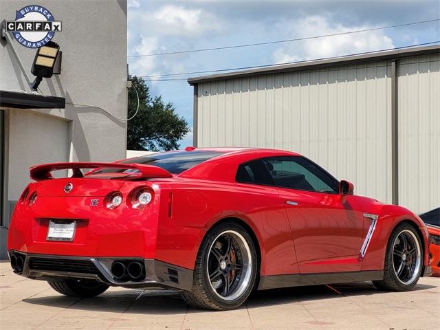 Vehicle image 4 of 41