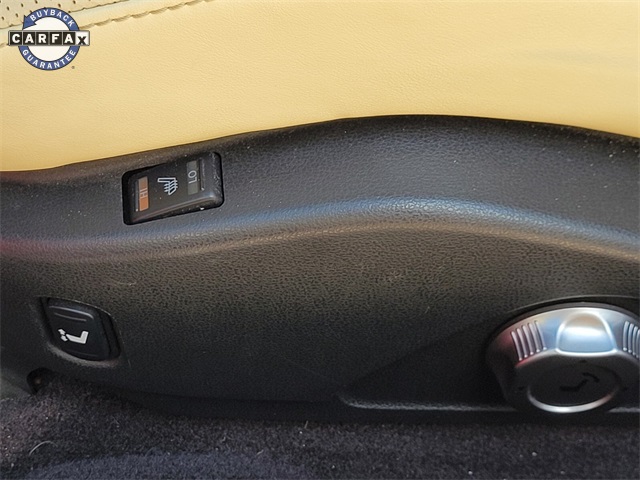 Vehicle image 27 of 41