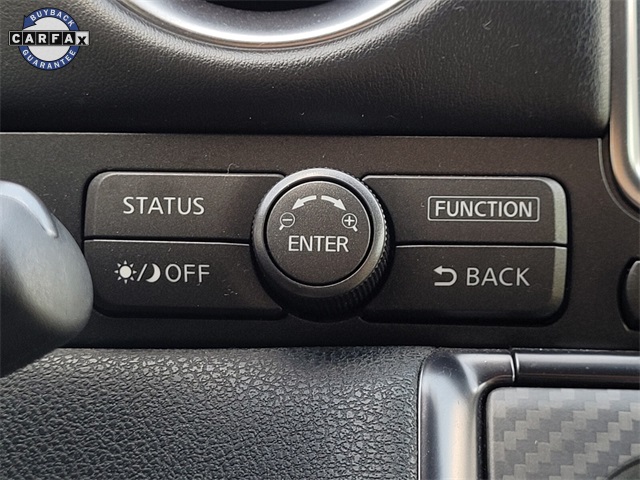 Vehicle image 23 of 41