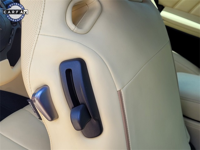 Vehicle image 38 of 41
