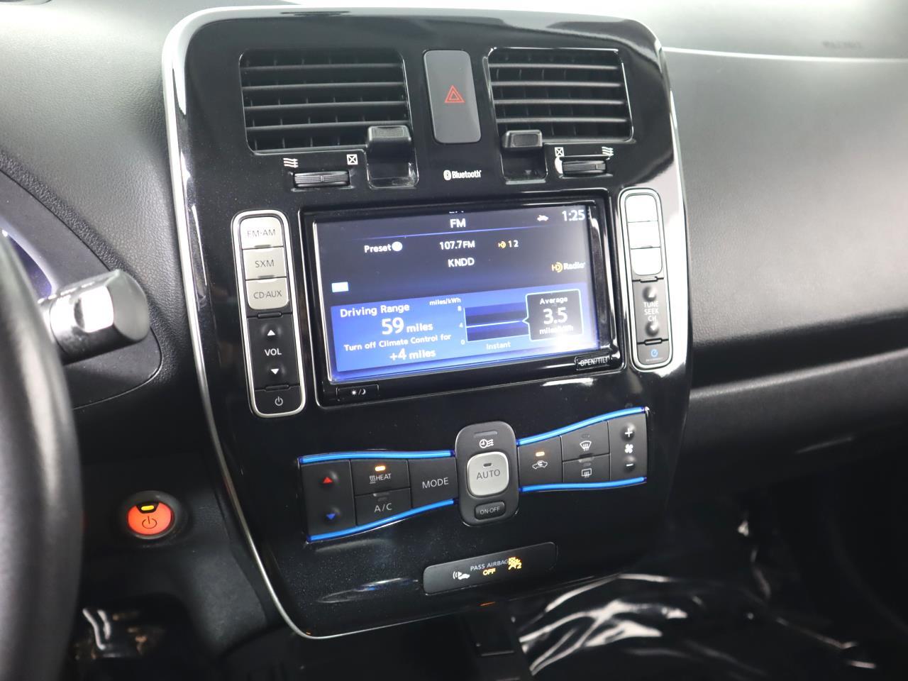 Vehicle image 16 of 41