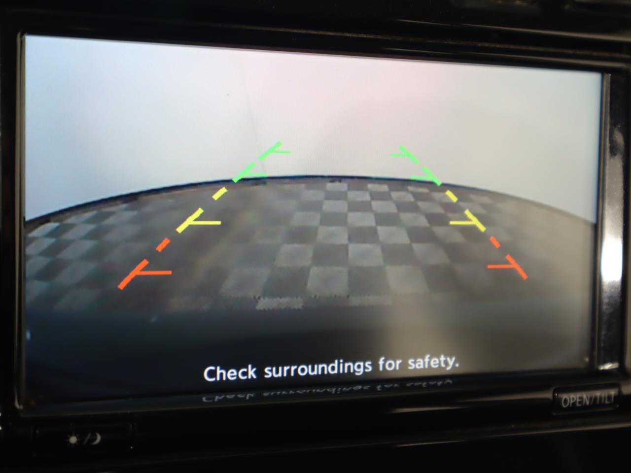Vehicle image 21 of 41