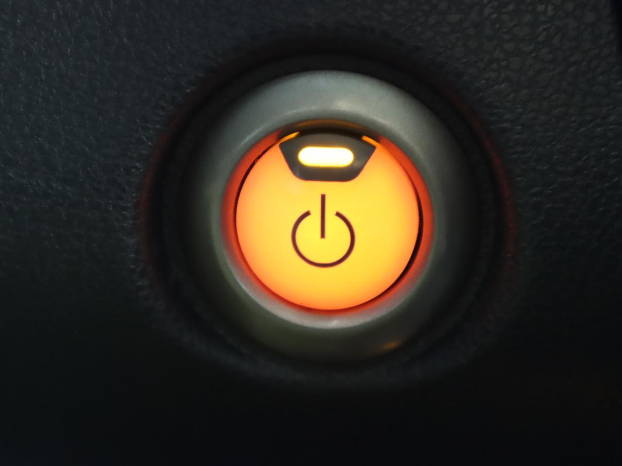 Vehicle image 23 of 41