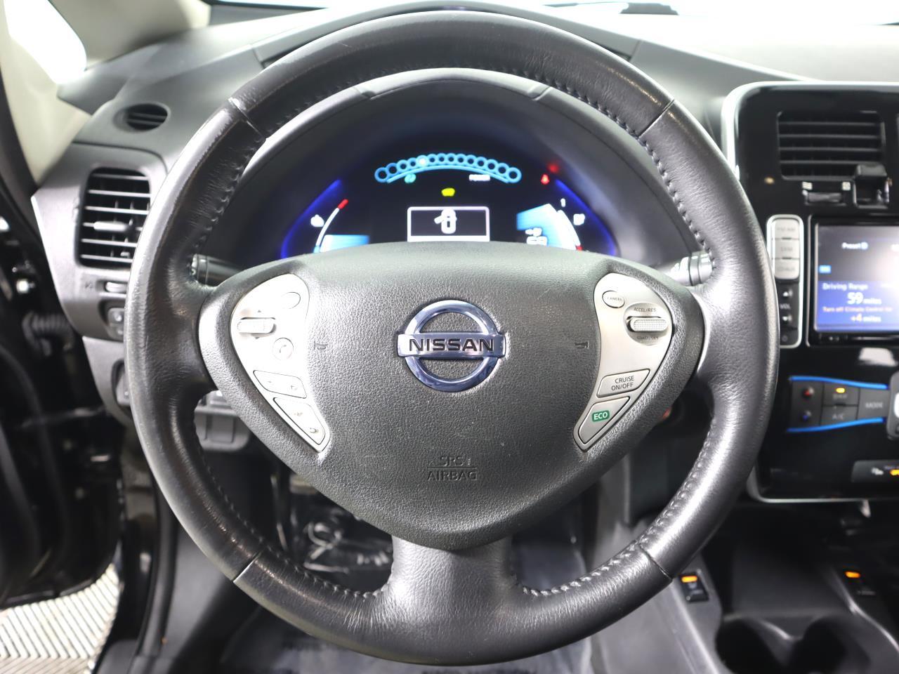 Vehicle image 12 of 41