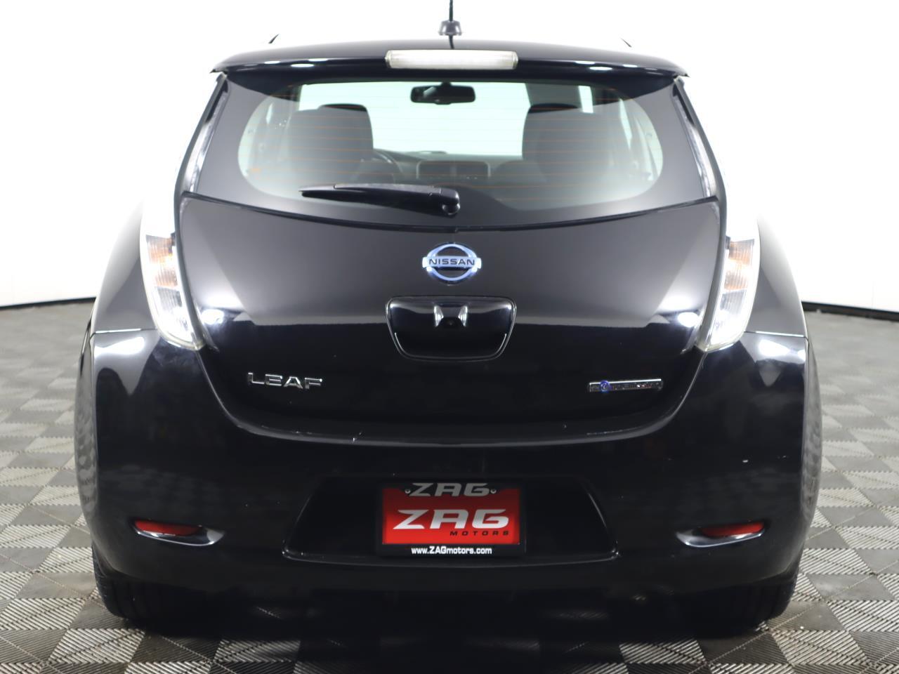 Vehicle image 6 of 41