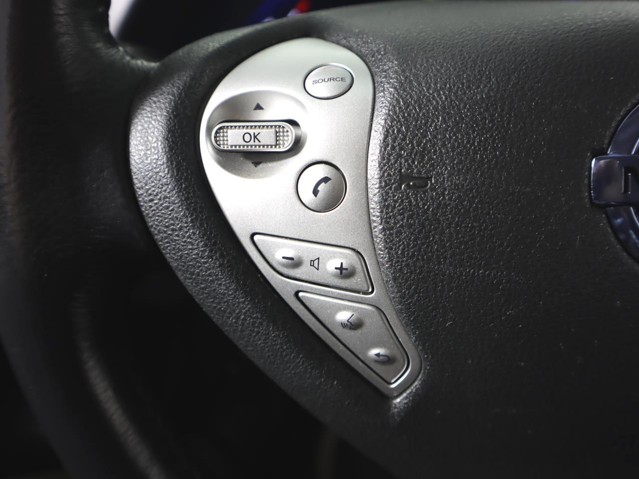 Vehicle image 13 of 41