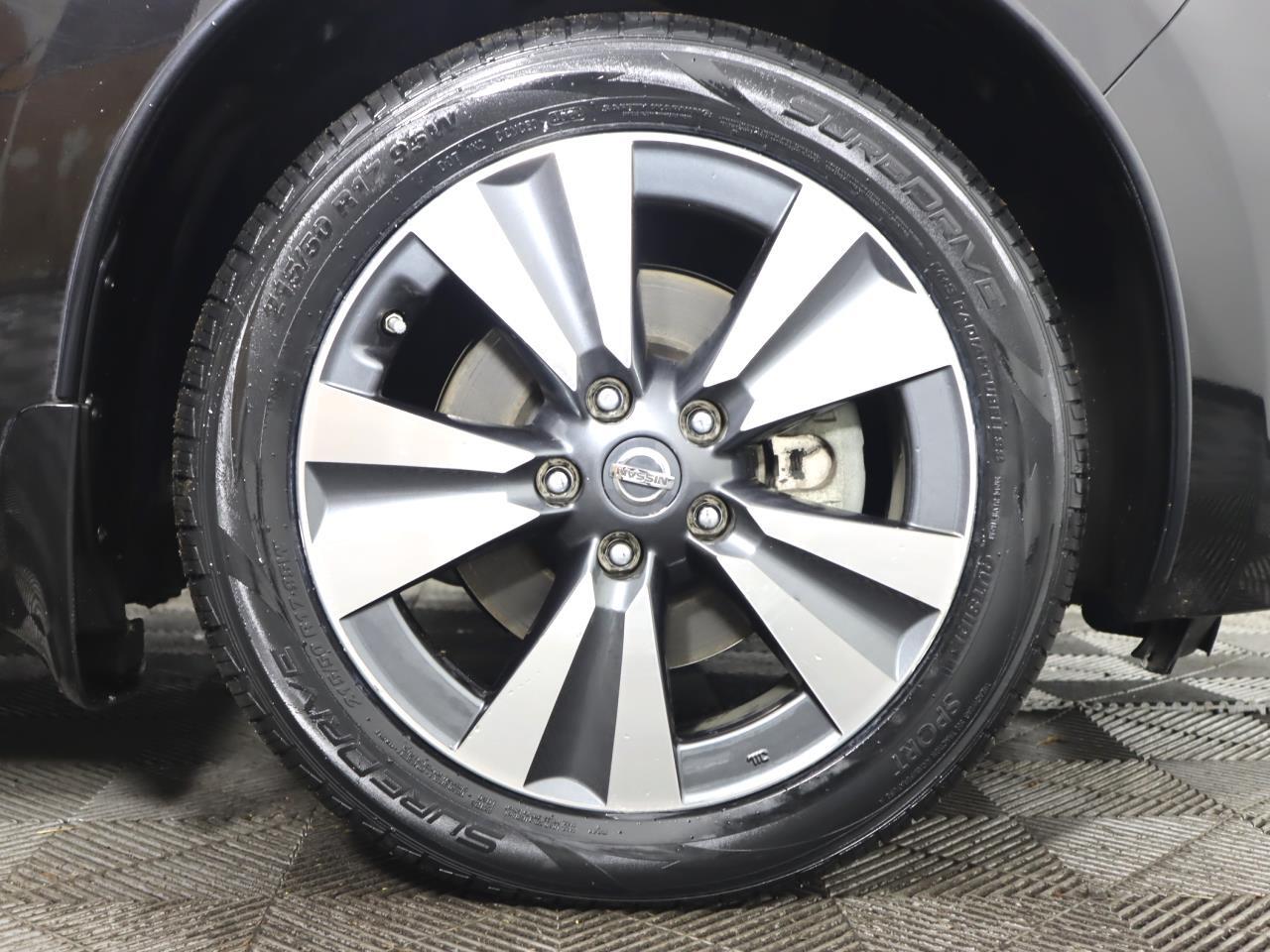 Vehicle image 41 of 41
