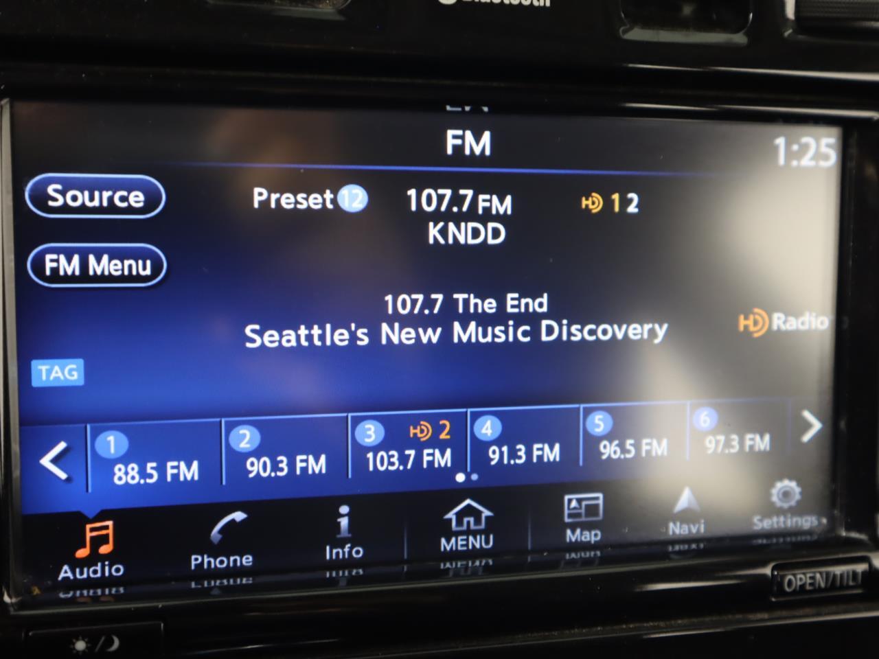 Vehicle image 19 of 41