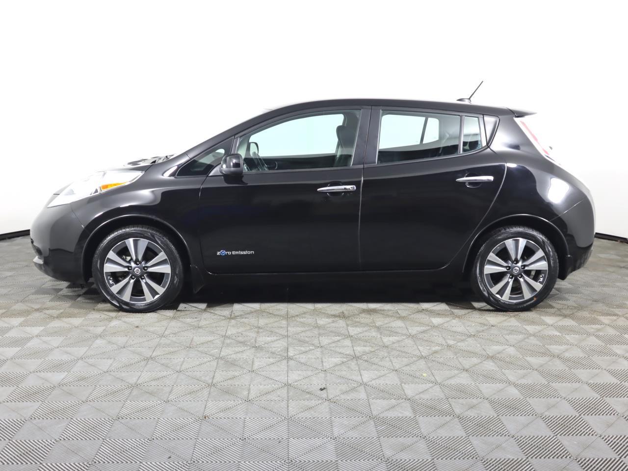 Vehicle image 8 of 41