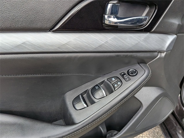 2016 Nissan Maxima 3.5 SL Image 25 of 32