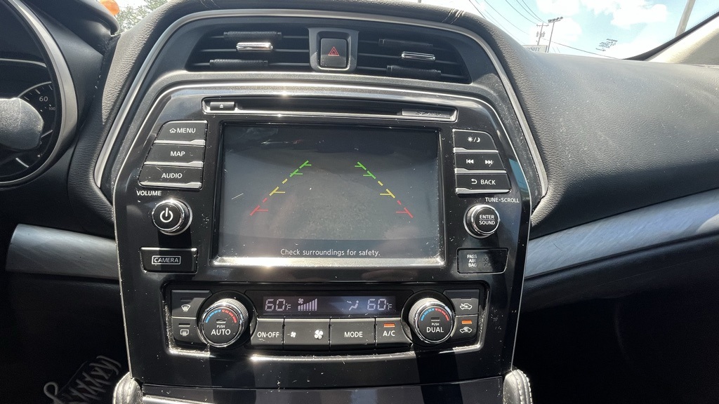 2016 Nissan Maxima 3.5 SV Image 12 of 20