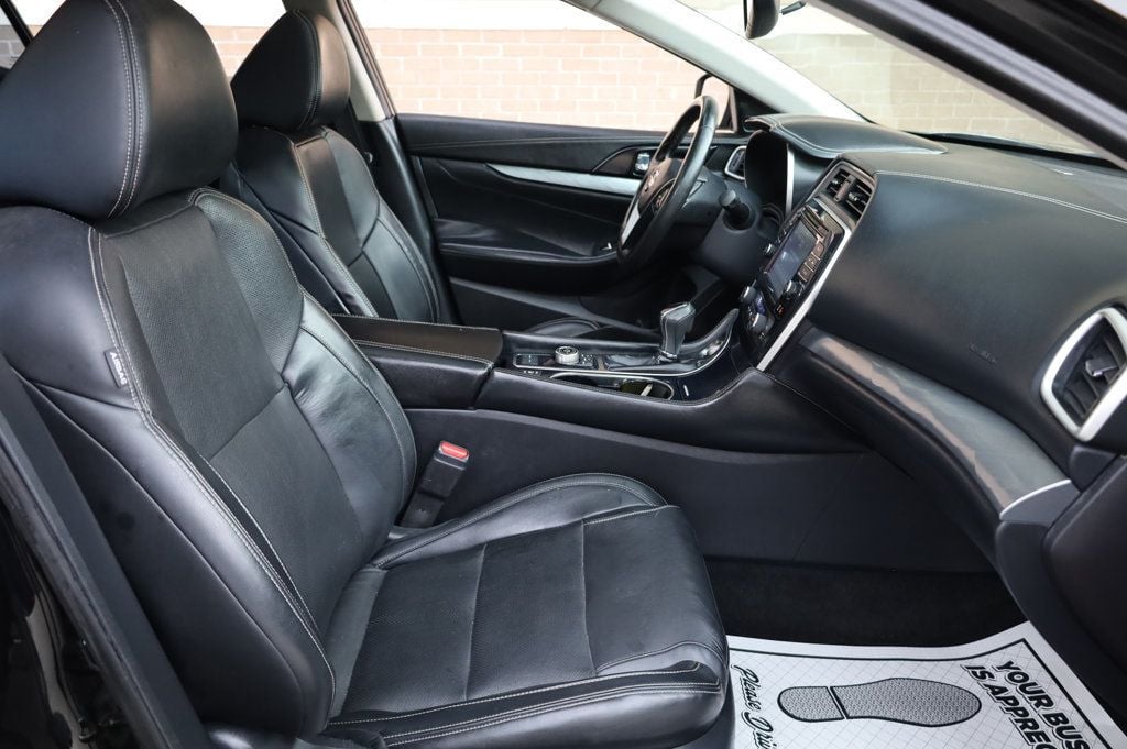 2016 Nissan Maxima 3.5 SL Image 17 of 44