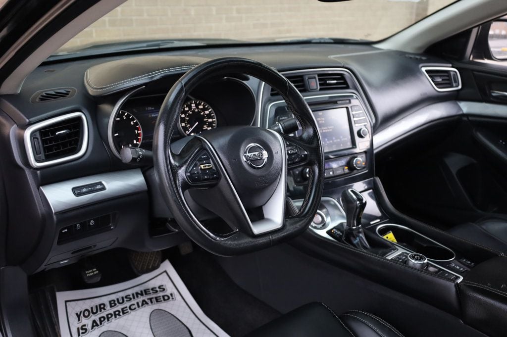 2016 Nissan Maxima 3.5 SL Image 25 of 44