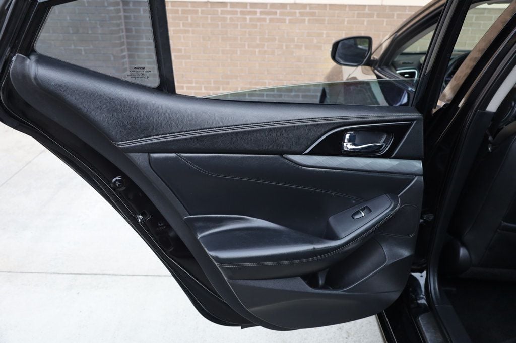 2016 Nissan Maxima 3.5 SL Image 36 of 44