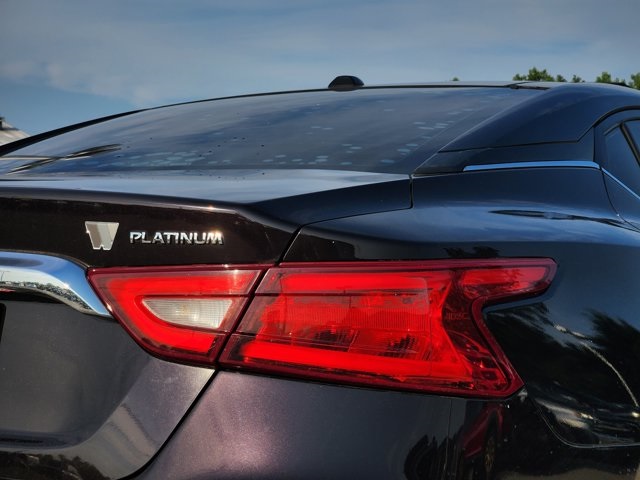 Vehicle image 26 of 29