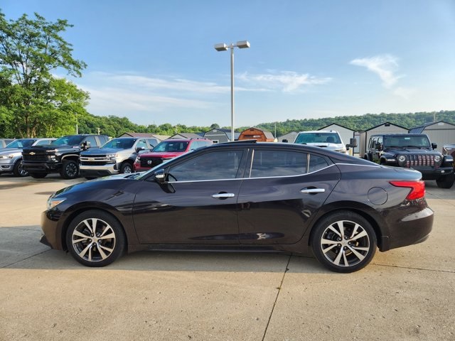 Vehicle image 8 of 29