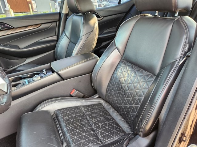 Vehicle image 12 of 29