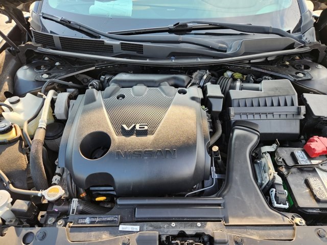 Vehicle image 9 of 29