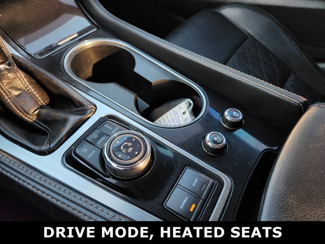Vehicle image 23 of 29
