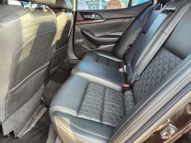 Vehicle image 13 of 29
