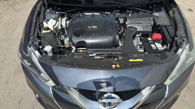 2016 Nissan Maxima 3.5 SL Image 9 of 26