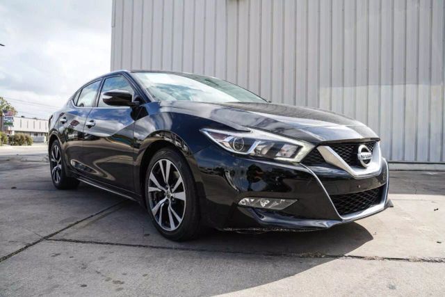 2016 Nissan Maxima 3.5 SV Image 2 of 22