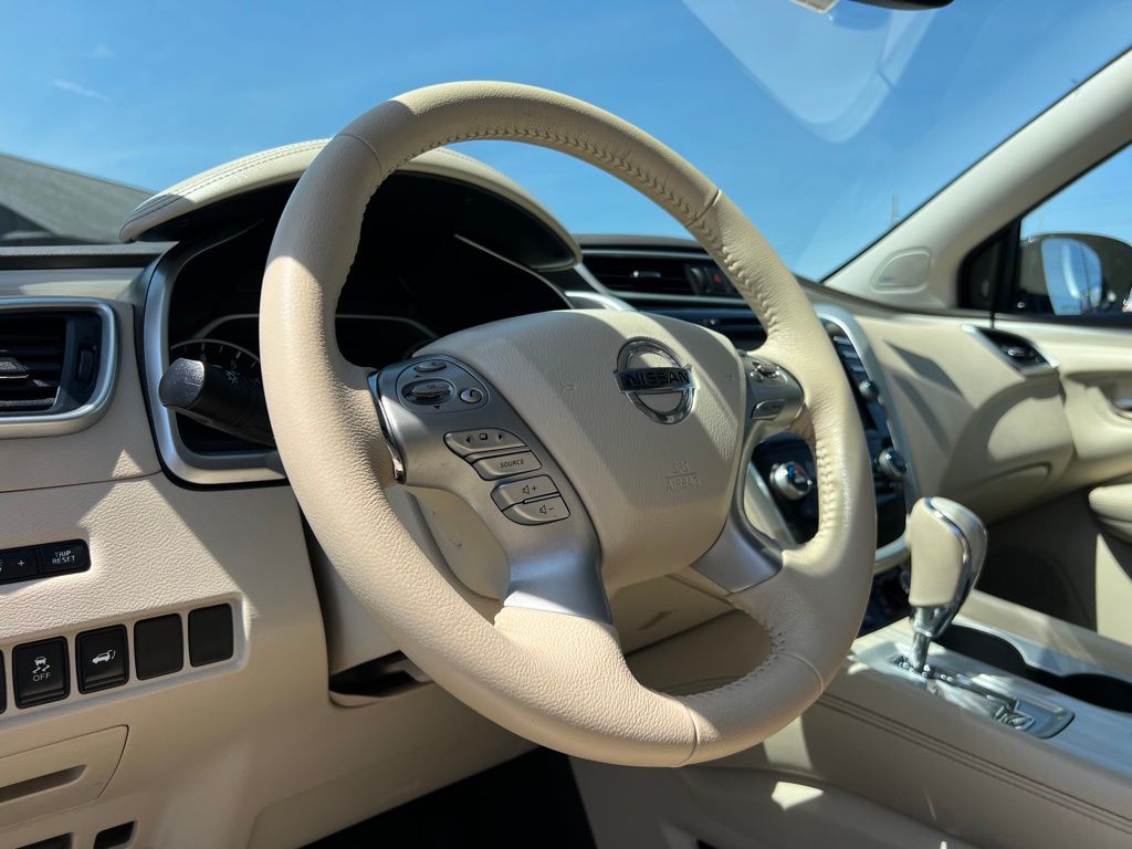 Vehicle image 54 of 55