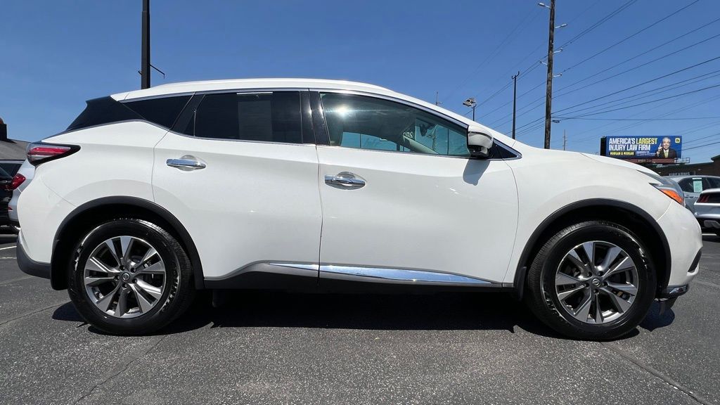 Vehicle image 7 of 55