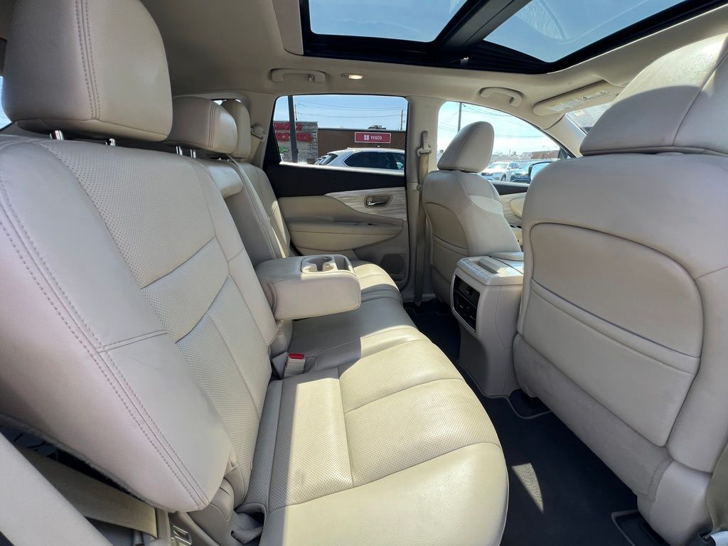 Vehicle image 24 of 55