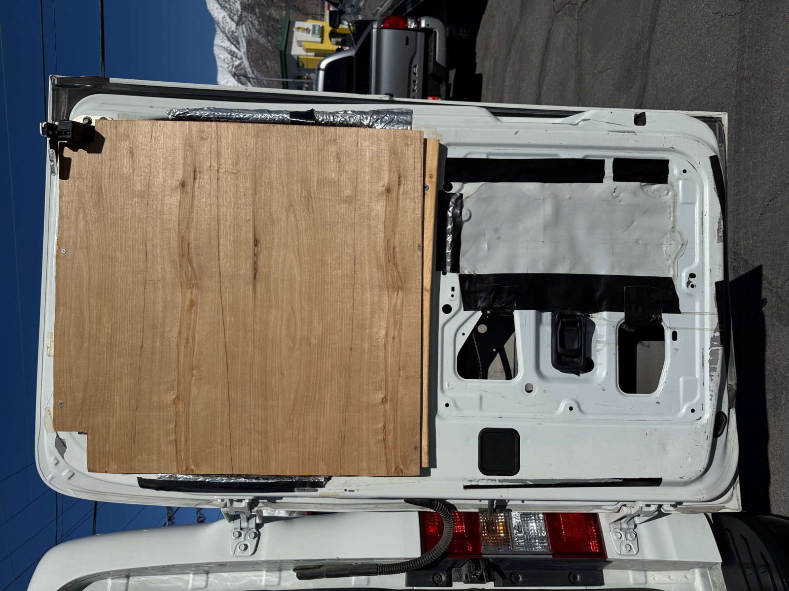 Vehicle image 24 of 35