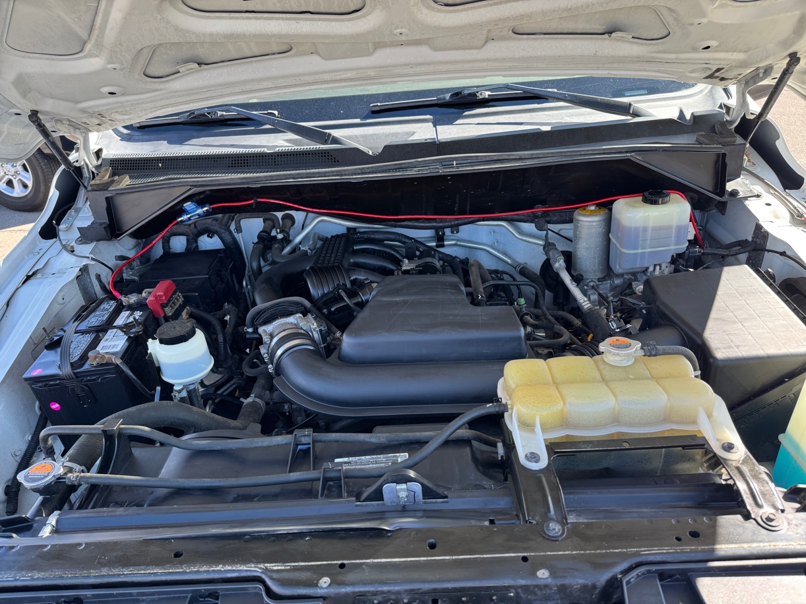 Vehicle image 33 of 35