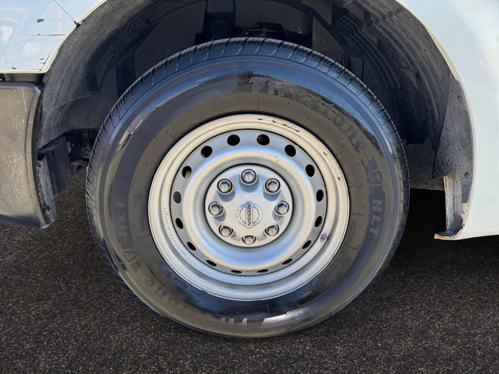 Vehicle image 14 of 35