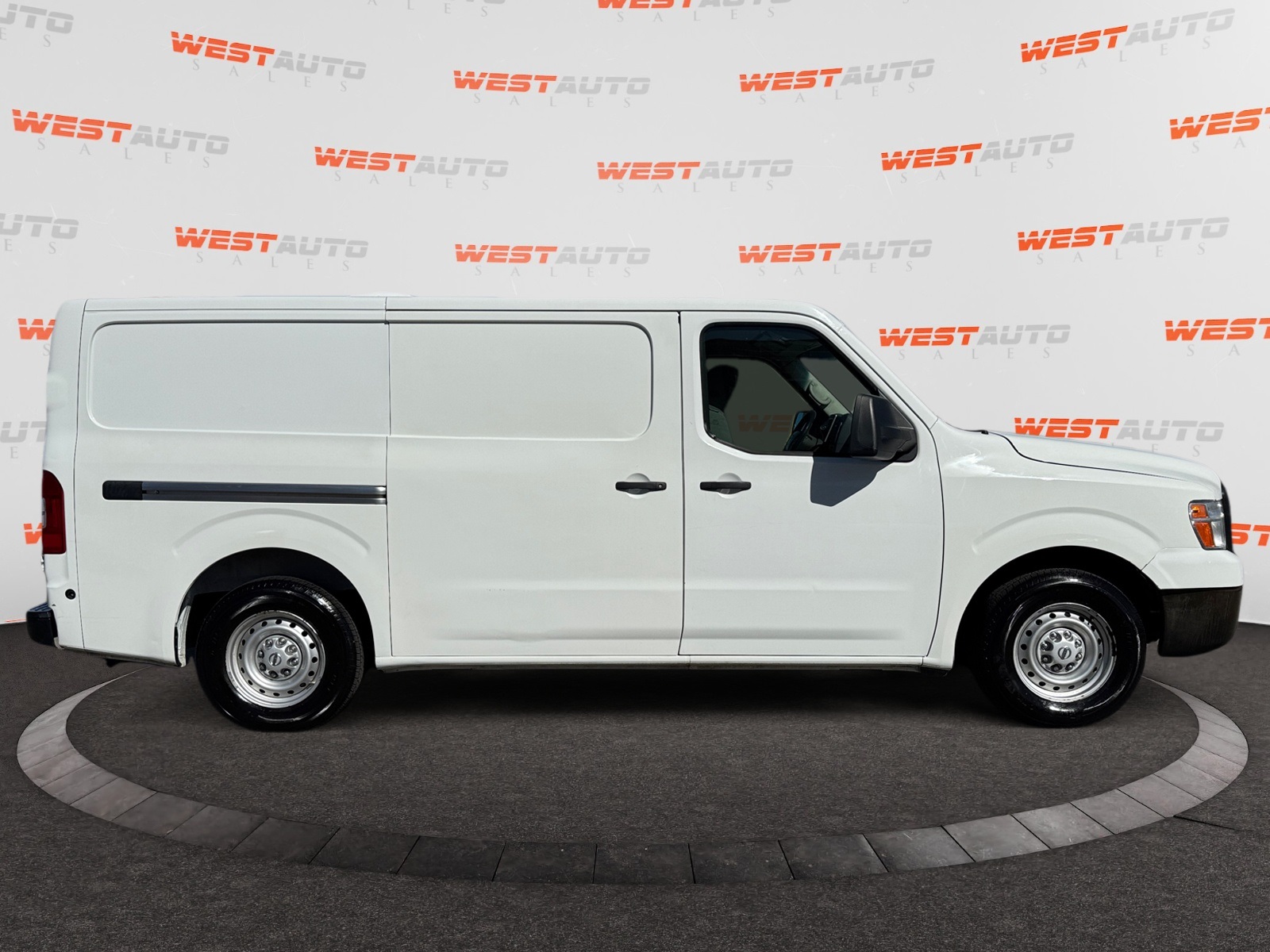 Vehicle image 4 of 35