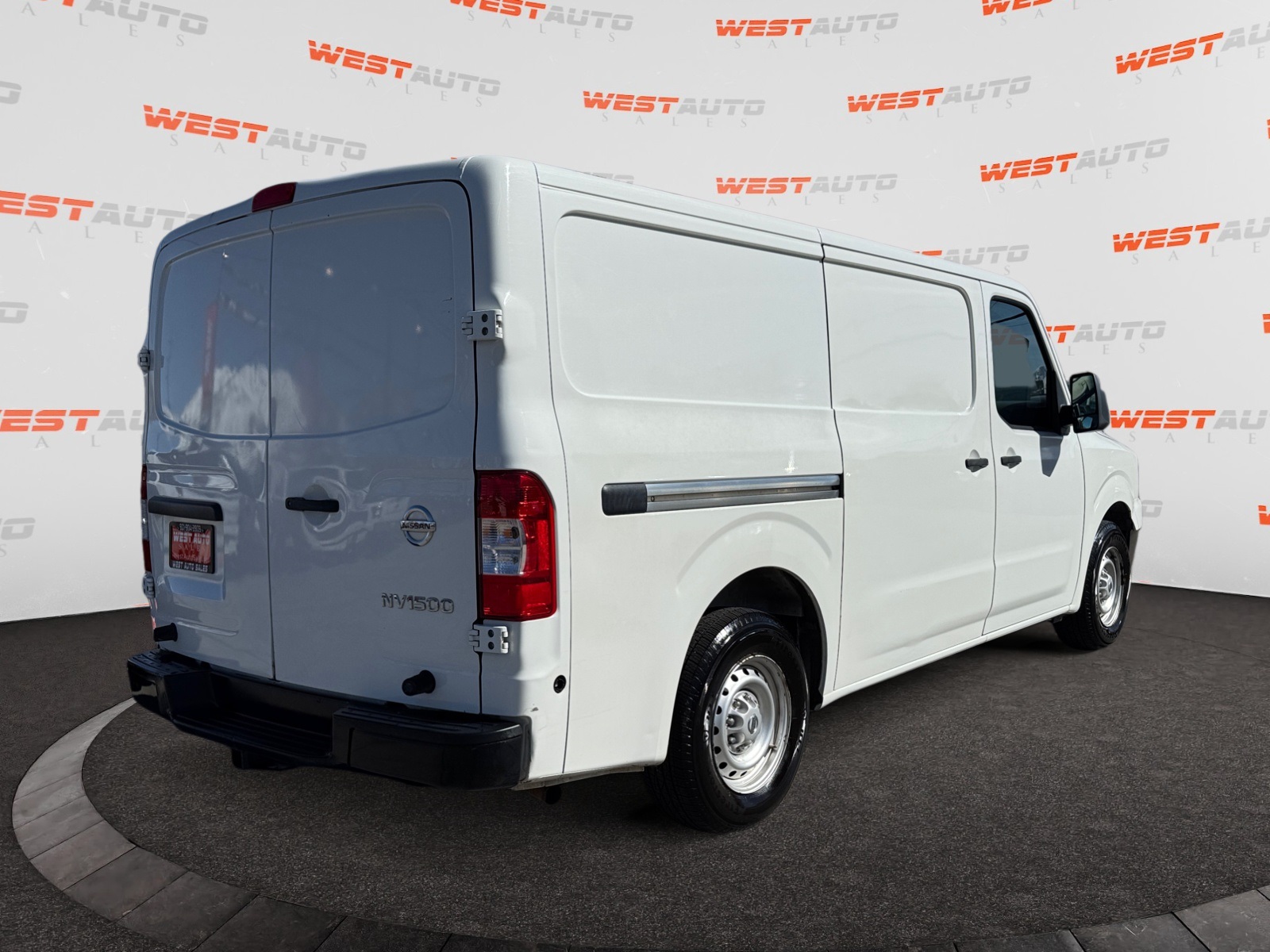 Vehicle image 5 of 35