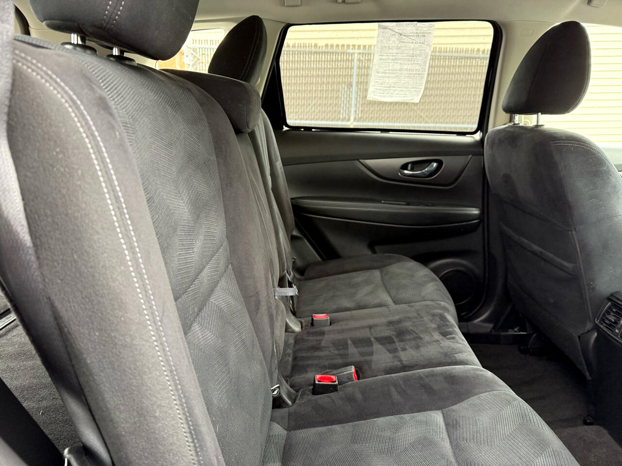 Vehicle image 4 of 4