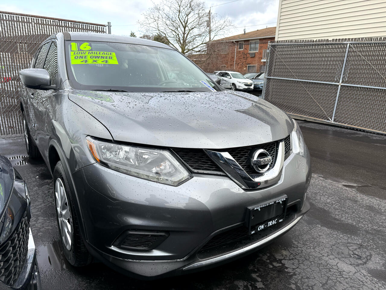 Vehicle image 1 of 4
