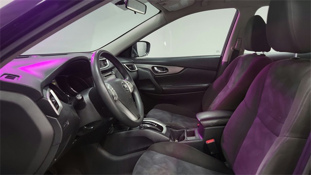 Vehicle image 16 of 25