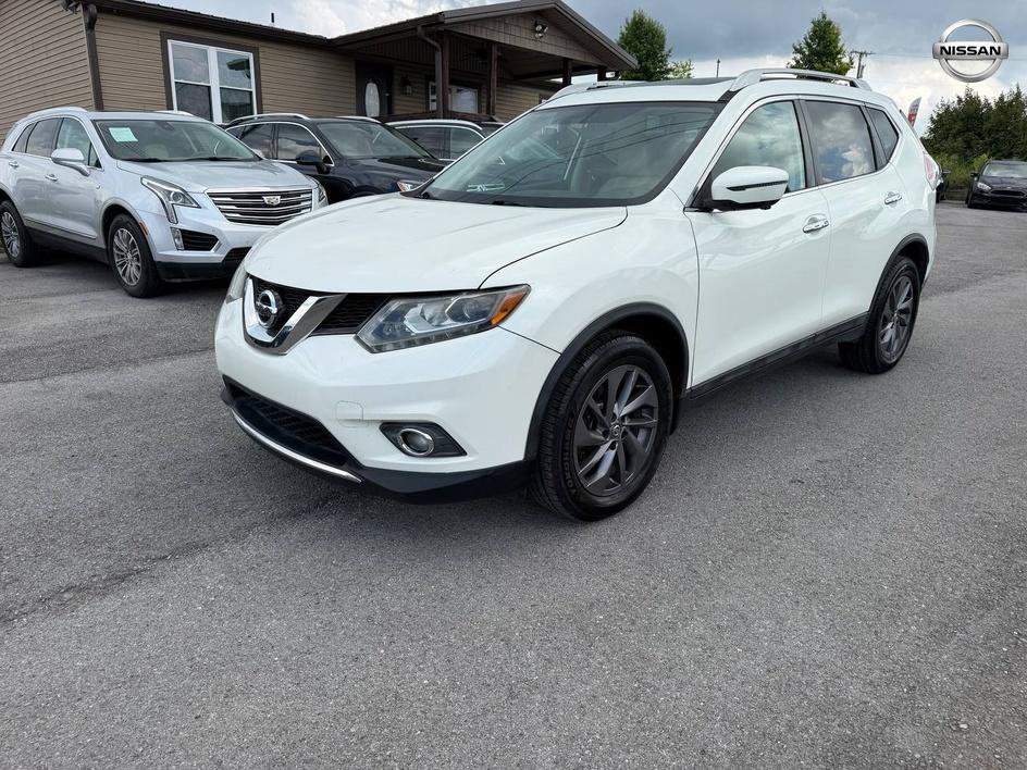 2016 Nissan Rogue SL Image 1 of 21