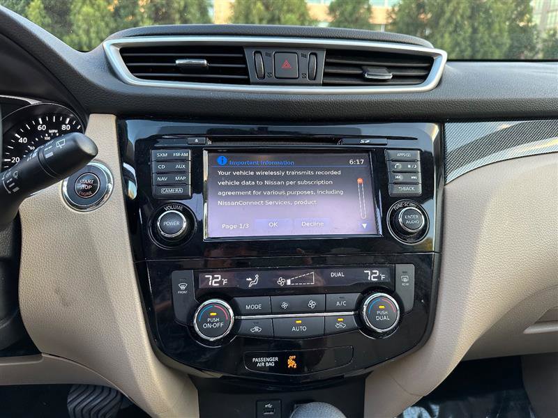 2016 Nissan Rogue SL Image 29 of 41