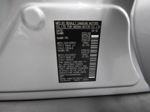 Vehicle image 40 of 48