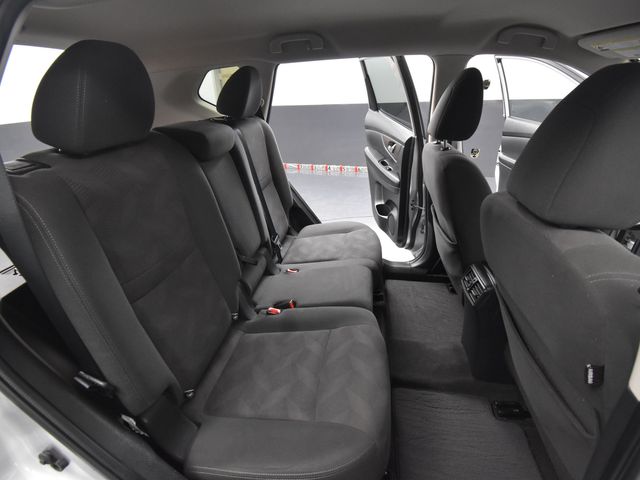 Vehicle image 23 of 48