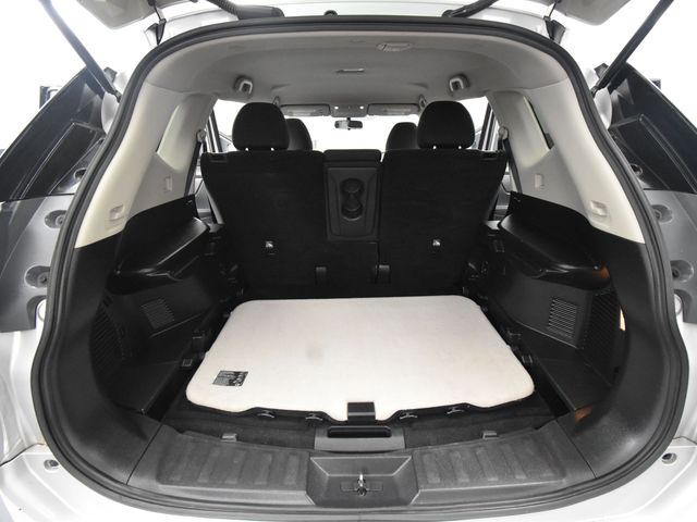 Vehicle image 21 of 48