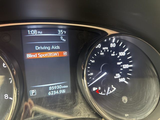 Vehicle image 21 of 21